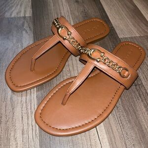 Coach Jaclyn Sandal, 7.5